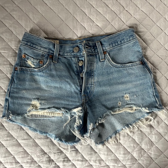 Levis Original 501 Shorts - Picture 1 of 3